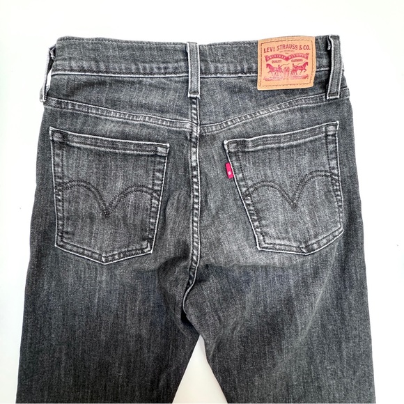 Levi’s Wedgie Skinny Jeans Size 28 Washed Black Raw Hem - Picture 4 of 9